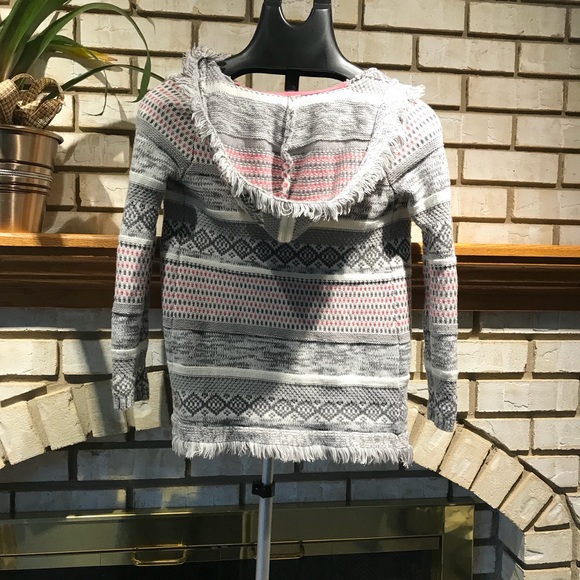 Cynthia Rowley Other - 🌺HP🌺Cynthia Rowly sweater for girls SZ 7-8, Used